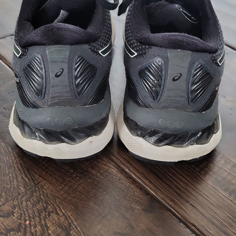 Women's ASICS 36 - Picture 4 of 5